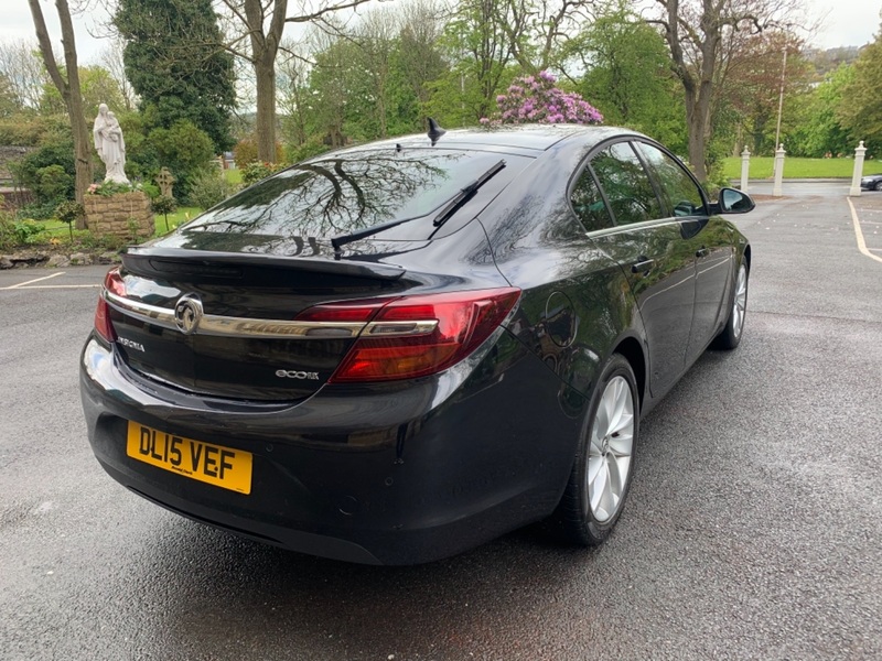 VAUXHALL INSIGNIA