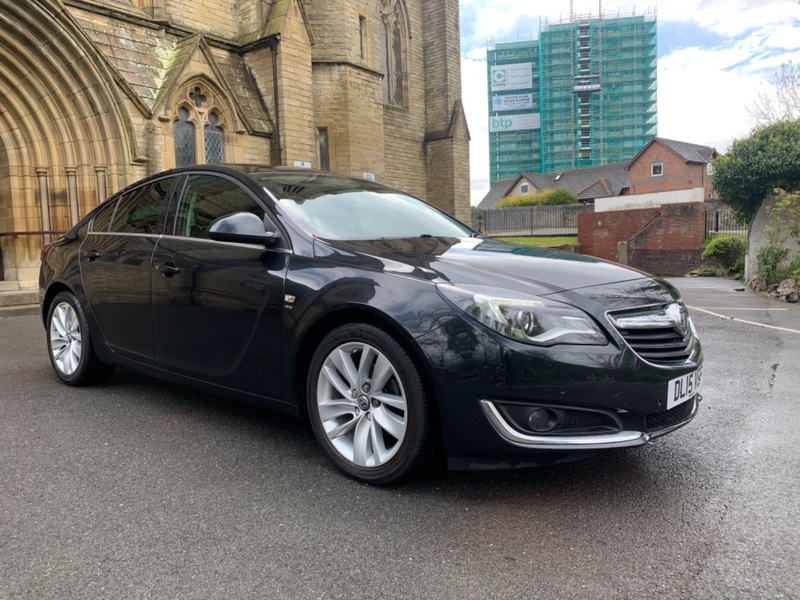 VAUXHALL INSIGNIA