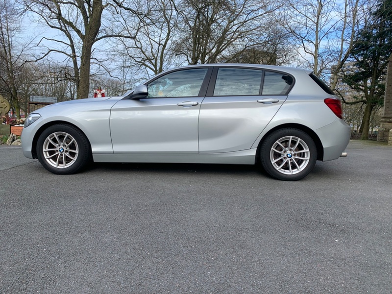 BMW 1 SERIES