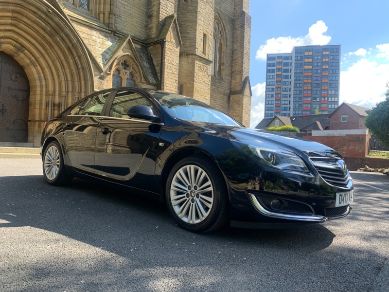 VAUXHALL INSIGNIA