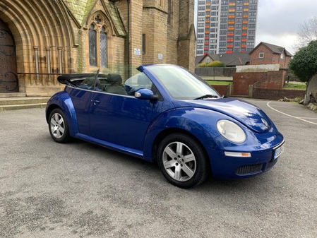 VOLKSWAGEN BEETLE 1.6  Luna